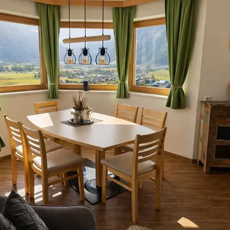 Marina - Bei Mayrhofen Schwendau