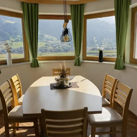 Marina - Bei Mayrhofen Schwendau